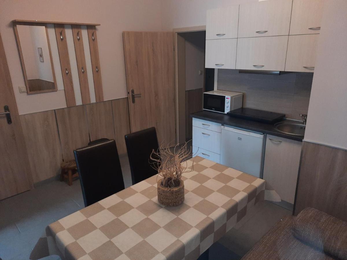 דירות Nagykáta Fenyo Apartman מראה חיצוני תמונה