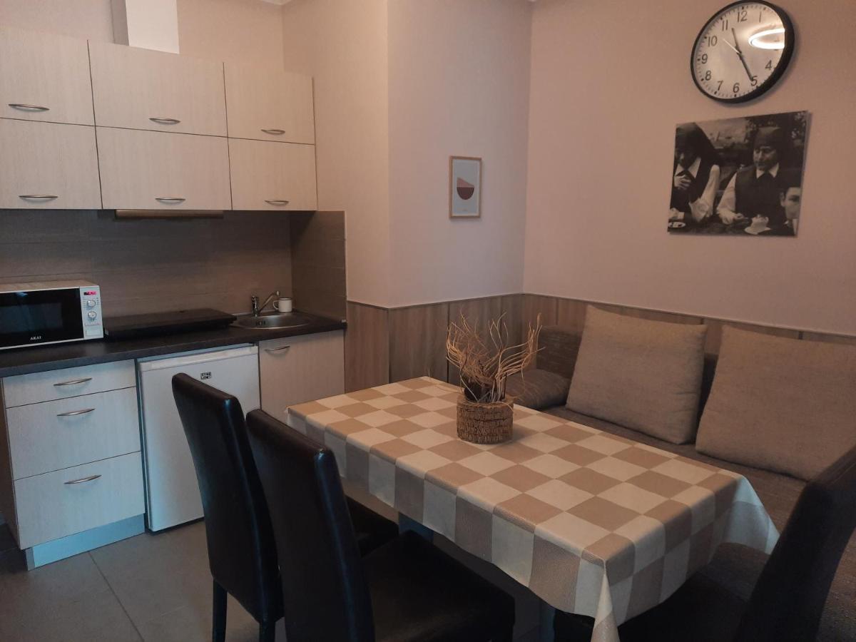 דירות Nagykáta Fenyo Apartman מראה חיצוני תמונה